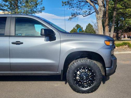 2020 Chevrolet Silverado 1500 Custom