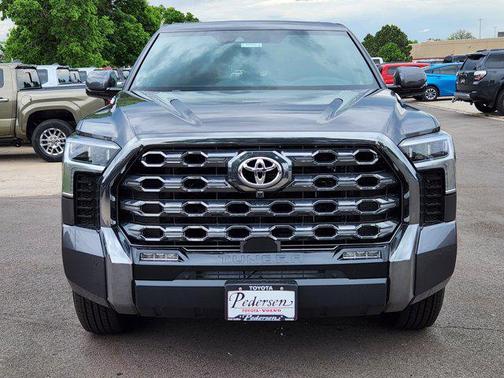 2025 Toyota Tundra Hybrid Platinum