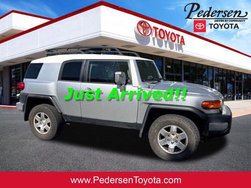 Titanium Metallic 2007 Toyota FJ Cruiser Base