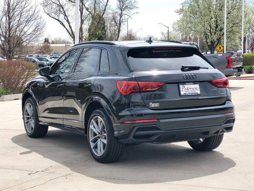 Mythos Black Metallic 2024 Audi Q3 45 S line Premium Plus