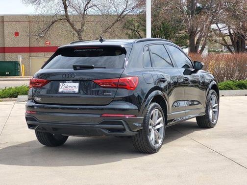 Mythos Black Metallic 2024 Audi Q3 45 S line Premium Plus