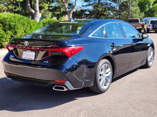 2019 Toyota Avalon XLE