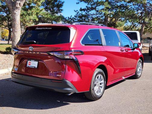 2025 Toyota Sienna XLE 7 Passenger