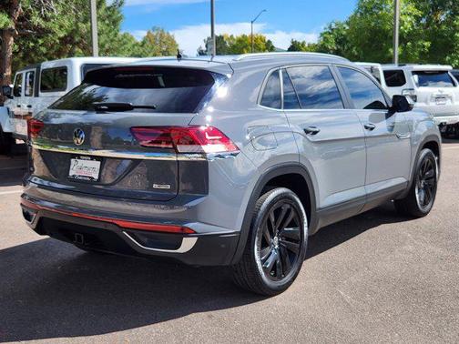 2022 Volkswagen Atlas Cross Sport 3.6L V6 SE w/Technology