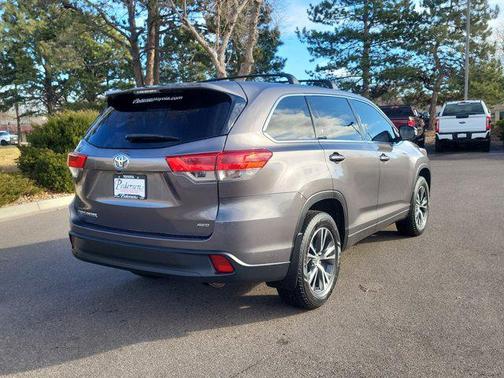 2017 Toyota Highlander LE