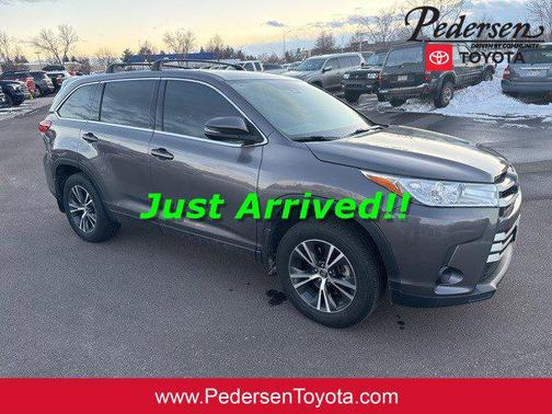 2017 Toyota Highlander LE