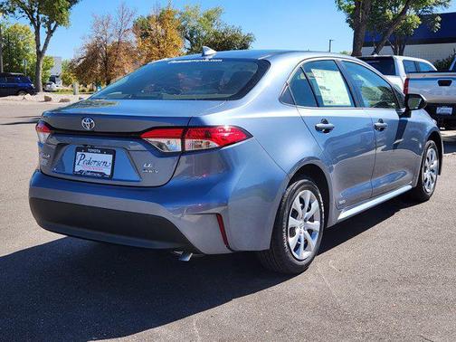 2026 Toyota Corolla Hybrid LE