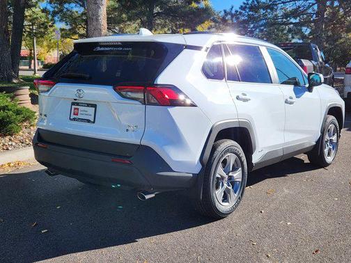 2025 Toyota RAV4 Hybrid XLE