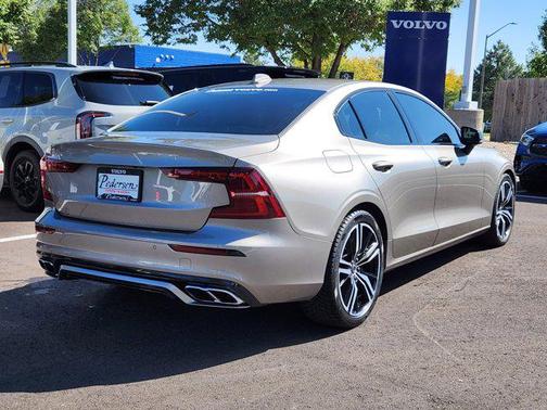 2020 Volvo S60 T6 R-Design
