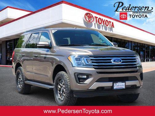 Stone Gray Metallic 2019 Ford Expedition XLT