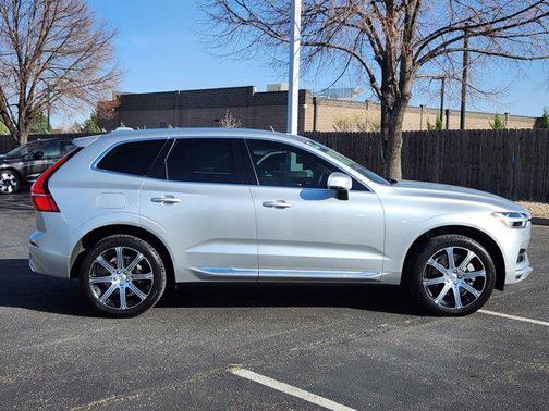 2020 Volvo XC60 Recharge Plug-In Hybrid T8 Inscription
