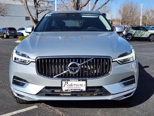 2020 Volvo XC60 Recharge Plug-In Hybrid T8 Inscription