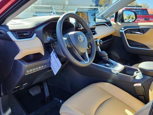 2025 Toyota RAV4 Limited