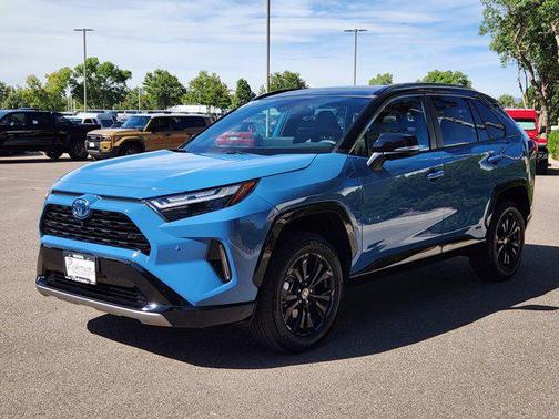 2024 Toyota RAV4 Hybrid SE