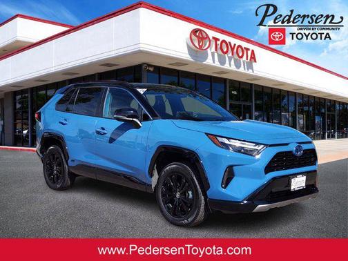 2024 Toyota RAV4 Hybrid SE
