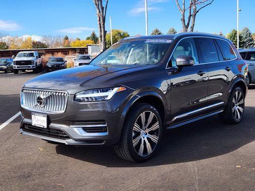 2024 Volvo XC90 Recharge Plug-In Hybrid T8 Plus Bright Theme 7-Seater