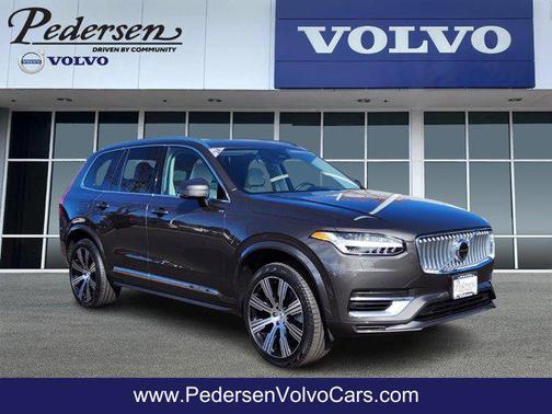 2024 Volvo XC90 Recharge Plug-In Hybrid T8 Plus Bright Theme 7-Seater