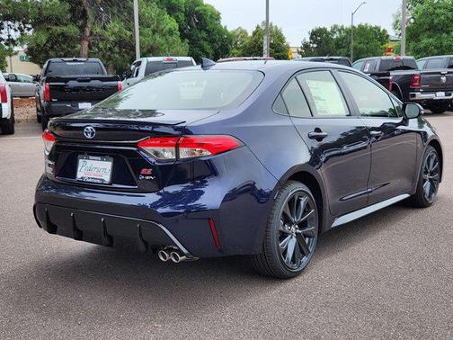 2025 Toyota Corolla Hybrid SE