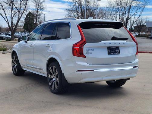 2024 Volvo XC90 Recharge Plug-In Hybrid T8 Plus Bright Theme 7-Seater