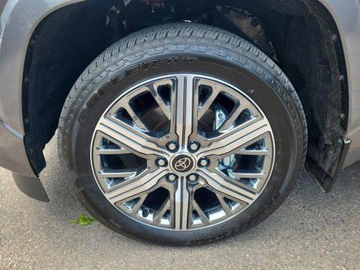 2024 Toyota Sequoia Base