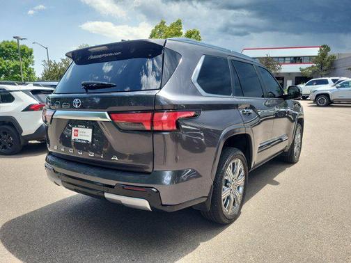 2024 Toyota Sequoia Base