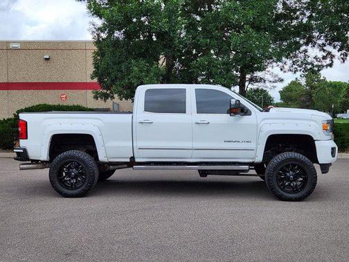 2017 GMC Sierra 2500 Denali