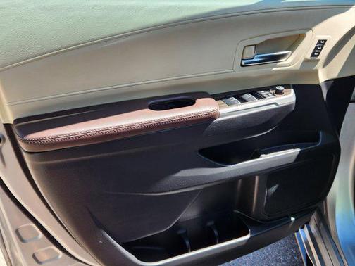 2022 Toyota Sienna Platinum 7 Passenger