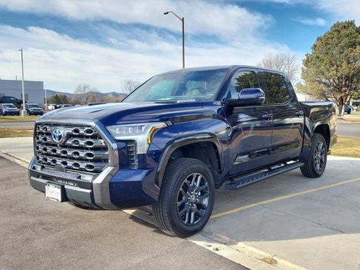 2023 Toyota Tundra Hybrid Platinum