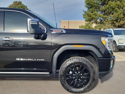 2023 GMC Sierra 2500 Denali