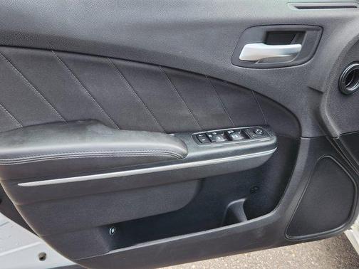 2018 Dodge Charger SXT Plus