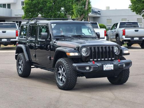 Black Clearcoat 2022 Jeep Wrangler Unlimited Rubicon