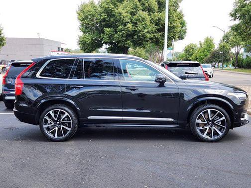 2022 Volvo XC90 Recharge Plug-In Hybrid T8 Inscription Expression 6 Passenger