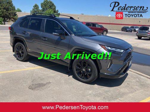 2022 Toyota RAV4 Hybrid SE