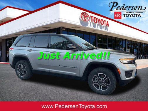 2022 Jeep Grand Cherokee 4xe Trailhawk