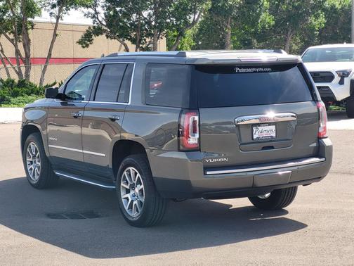 Mineral Metallic 2018 GMC Yukon Denali