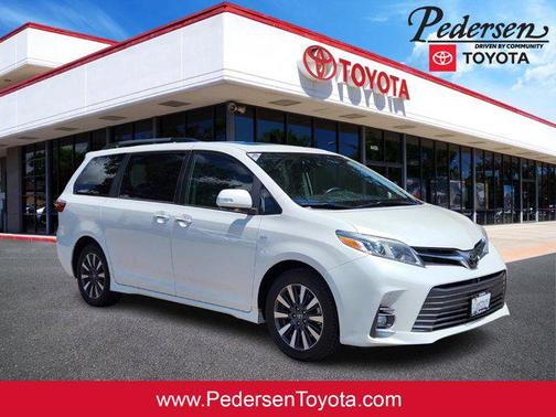 2019 Toyota Sienna Limited Premium