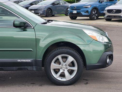 Cypress Green Pearl 2013 Subaru Outback 2.5i Limited