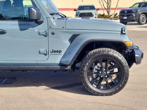 2025 Jeep Gladiator Nighthawk