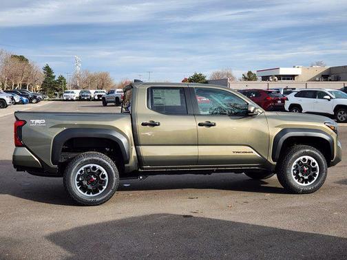 2025 Toyota Tacoma TRD Off Road