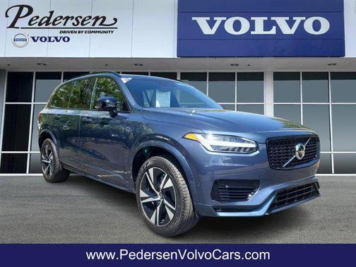2022 Volvo XC90 Recharge Plug-In Hybrid T8 R-Design 7 Passenger