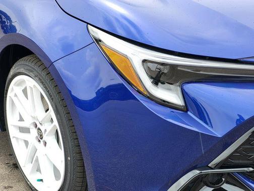 Blue Crush Metallic 2026 Toyota Corolla SE