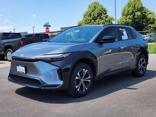 2025 Toyota bZ4X XLE