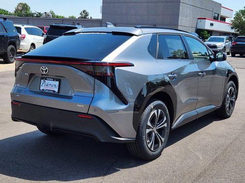 2025 Toyota bZ4X XLE