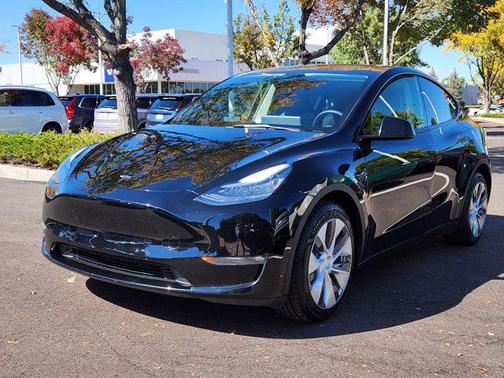 2021 Tesla Model Y Long Range Dual Motor All-Wheel Drive