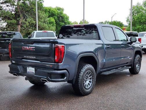 2022 GMC Sierra 1500 AT4