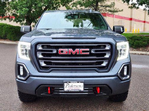 2022 GMC Sierra 1500 AT4