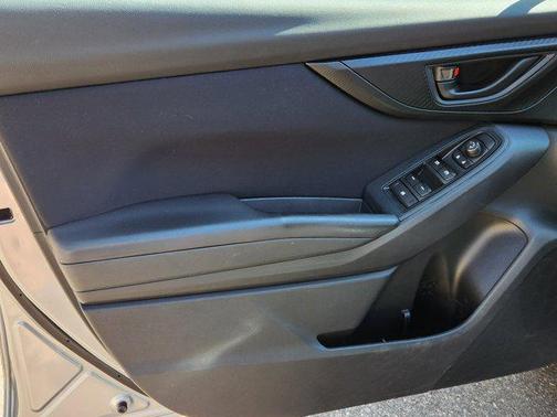 2018 Subaru Impreza 2.0i Premium