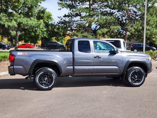 2022 Toyota Tacoma SR