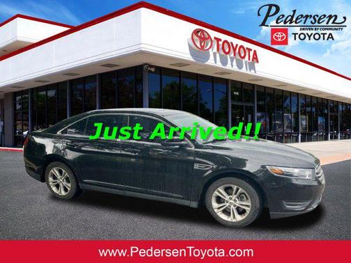 2015 Ford Taurus SEL