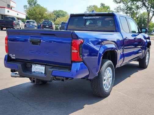 2025 Toyota Tacoma SR5